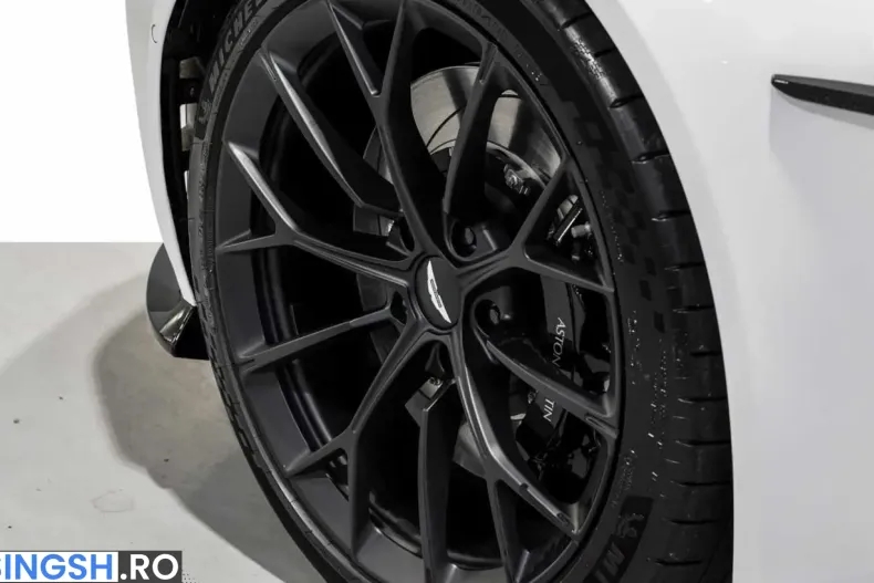 Aston Martin V8 Vantage din 2026 cu 9.200 km - oferta AST251739 - foto 9