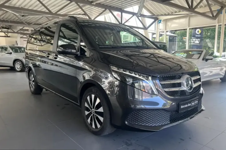 Mercedes-Benz V 300 (Clasa V) din 2023 cu 14.950 km - oferta MER251741 - foto 3