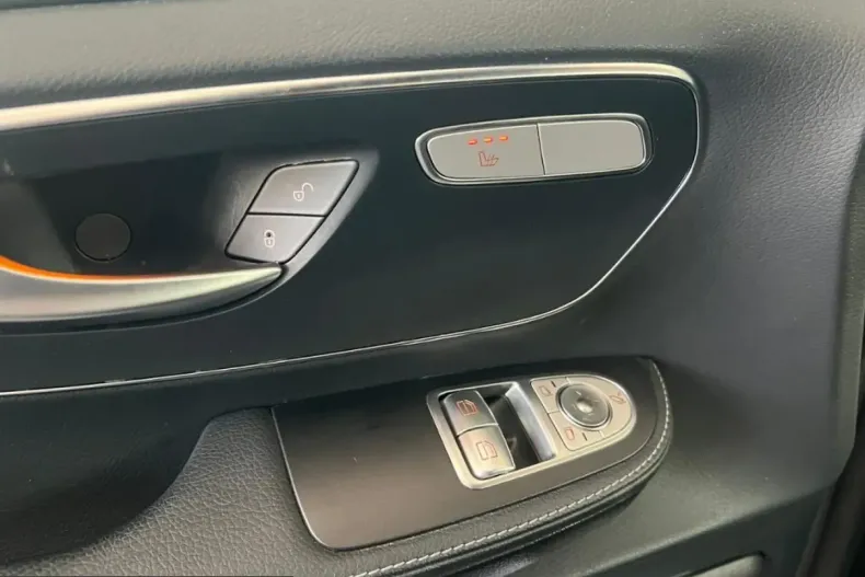 Mercedes-Benz V 300 (Clasa V) din 2023 cu 14.950 km - oferta MER251741 - foto 13