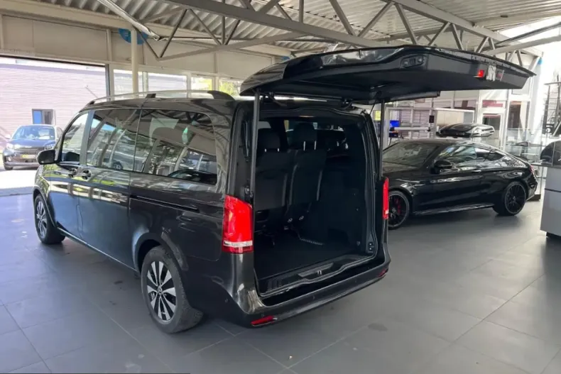 Mercedes-Benz V 300 (Clasa V) din 2023 cu 14.950 km - oferta MER251741 - foto 30