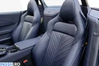 Aston Martin V8 Vantage din 2026 cu 51 km - oferta AST251742 - foto 11