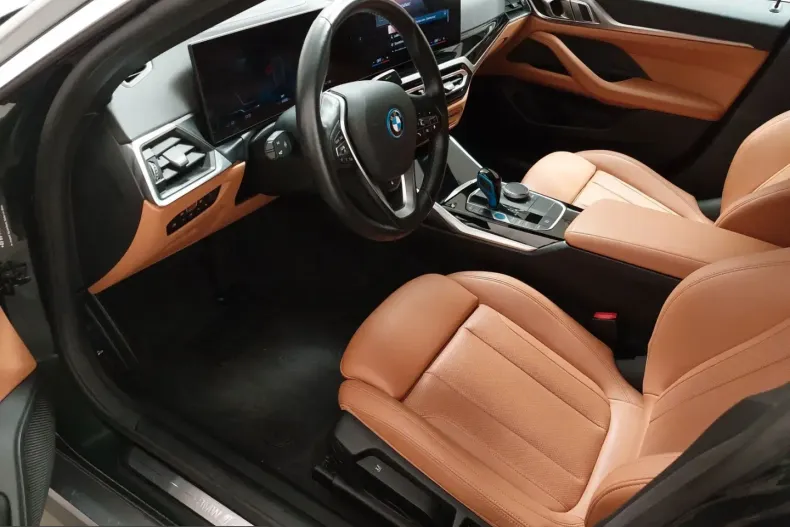 BMW i4 (Seria 4) din 2022 cu 64.068 km - oferta BMW251748 - foto 6