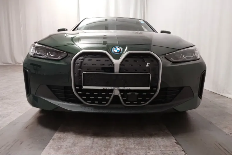 BMW i4 (Seria 4) din 2022 cu 64.068 km - oferta BMW251748 - foto 9