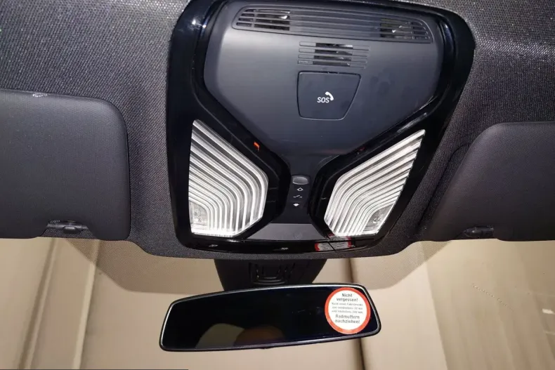 BMW i4 (Seria 4) din 2022 cu 64.068 km - oferta BMW251748 - foto 13