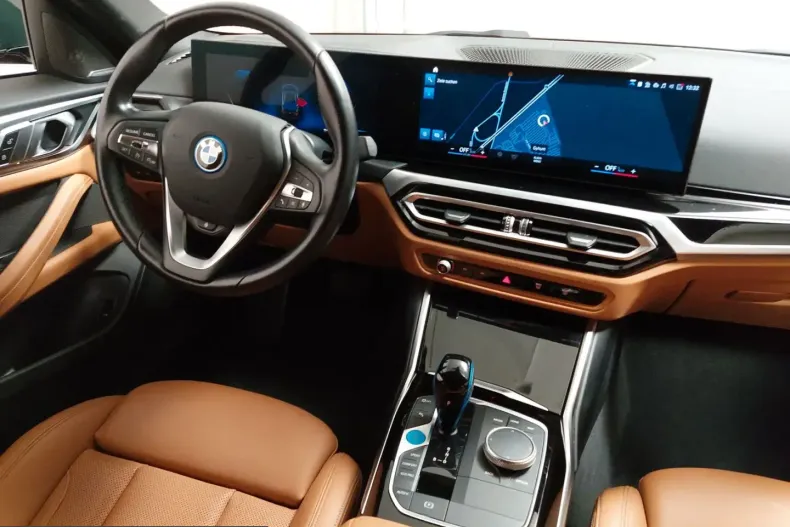 BMW i4 (Seria 4) din 2022 cu 64.068 km - oferta BMW251748 - foto 20