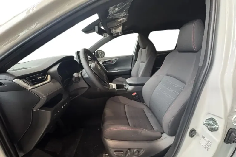 Toyota RAV4 din 2025 cu 18.010 km - oferta TOY251751 - foto 8