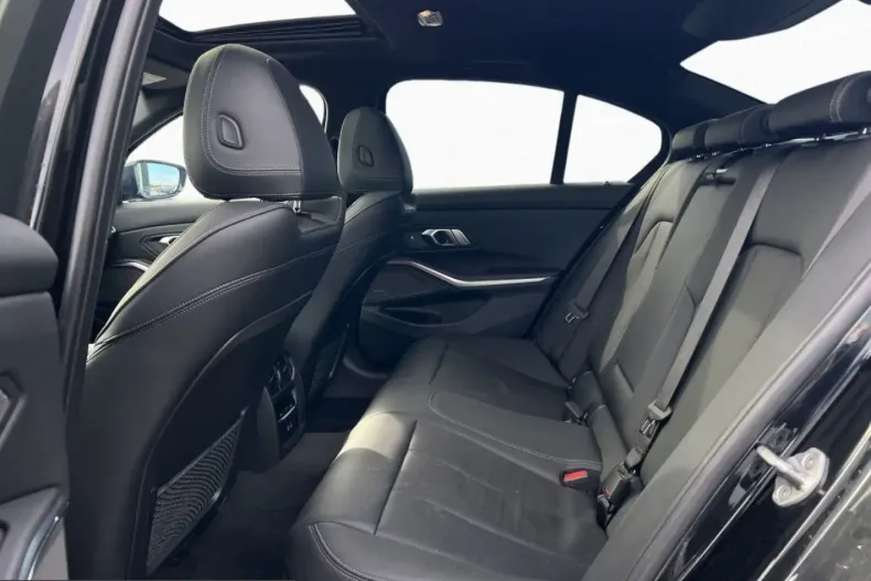 BMW 320 (Seria 3) din 2023 cu 48.946 km - oferta BMW251752 - foto 8
