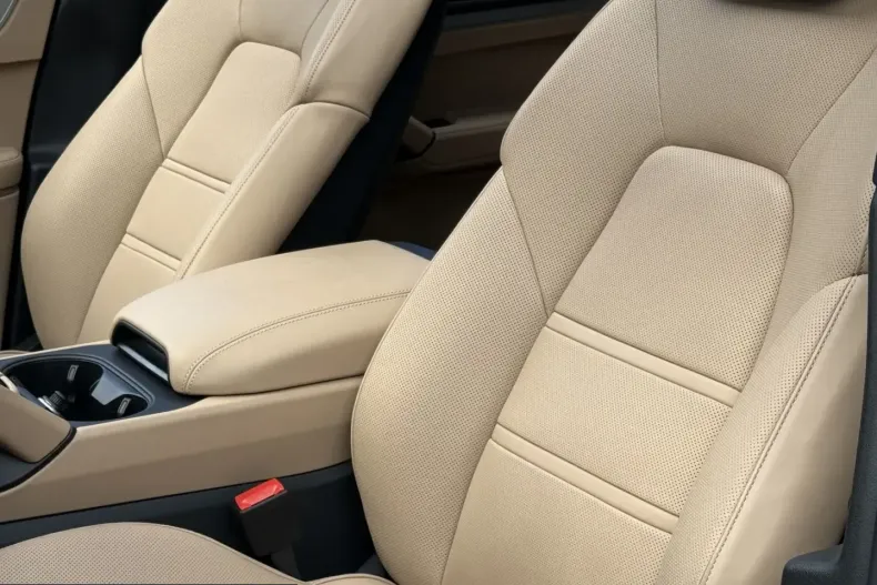 Porsche Cayenne din 2023 cu 2.400 km - oferta POR251753 - foto 4
