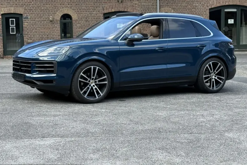 Porsche Cayenne din 2023 cu 2.400 km - oferta POR251753 - foto 13