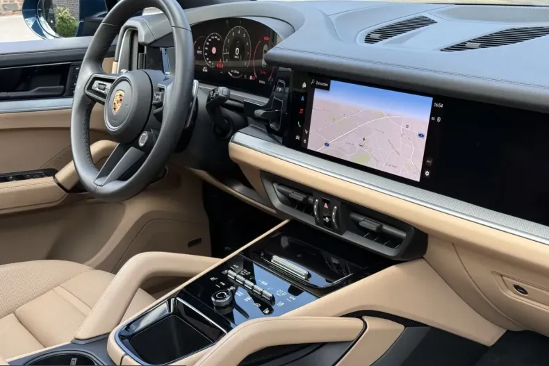 Porsche Cayenne din 2023 cu 2.400 km - oferta POR251753 - foto 16