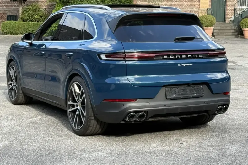 Porsche Cayenne din 2023 cu 2.400 km - oferta POR251753 - foto 17