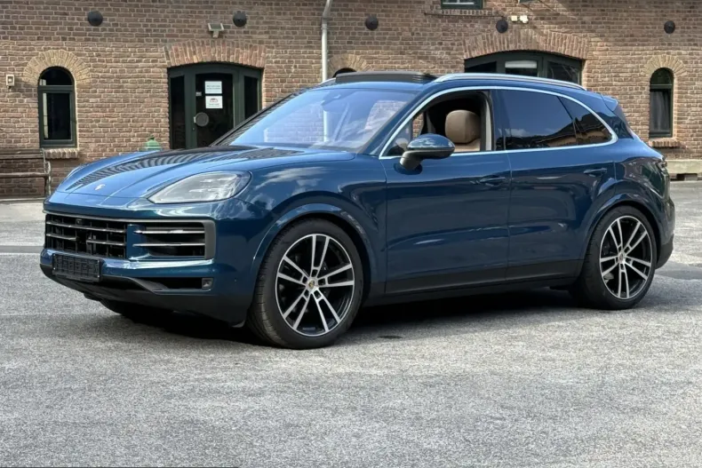 Porsche Cayenne din 2023 cu 2.400 km - oferta POR251753 - foto 23