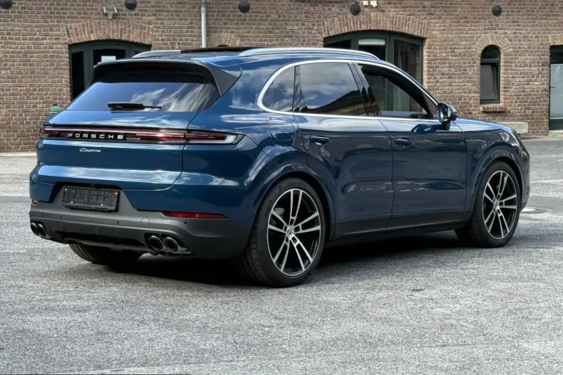 Porsche Cayenne din 2023 cu 2.400 km - oferta POR251753 - foto 27