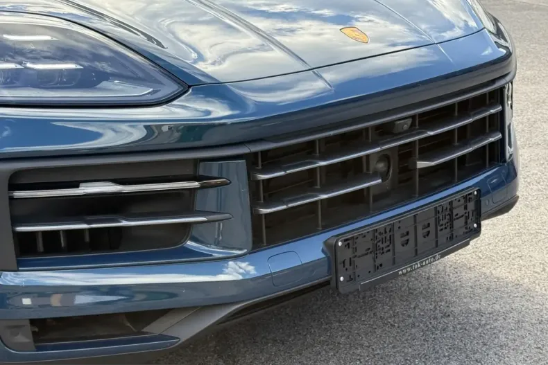 Porsche Cayenne din 2023 cu 2.400 km - oferta POR251753 - foto 29