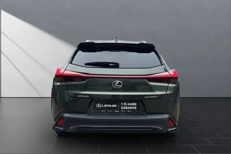 Lexus UX din 2024 cu 22.471 km - oferta LEX251773 - foto 4
