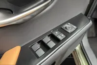 Lexus UX din 2024 cu 22.471 km - oferta LEX251773 - foto 12