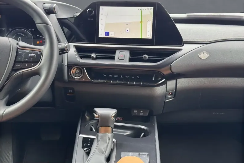 Lexus UX din 2024 cu 22.471 km - oferta LEX251773 - foto 13