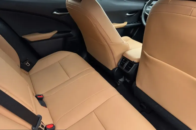 Lexus UX din 2024 cu 22.471 km - oferta LEX251773 - foto 16