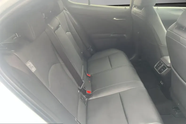 Lexus UX din 2023 cu 22.494 km - oferta LEX251774 - foto 16