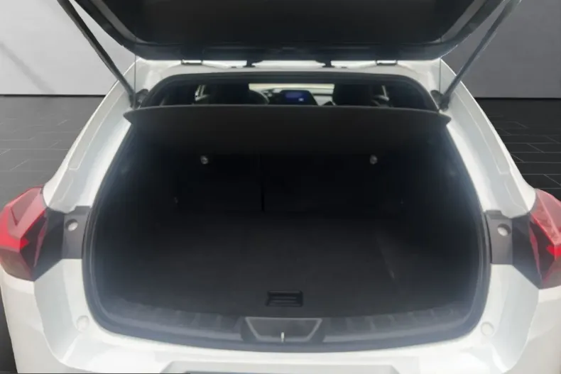 Lexus UX din 2023 cu 22.494 km - oferta LEX251774 - foto 19