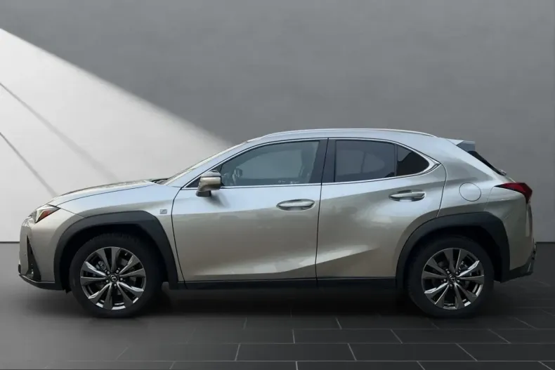 Lexus UX din 2024 cu 18.000 km - oferta LEX251776 - foto 2