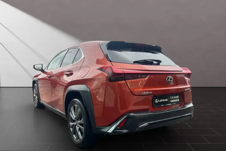 Lexus UX din 2023 cu 20.577 km - oferta LEX251777 - foto 3