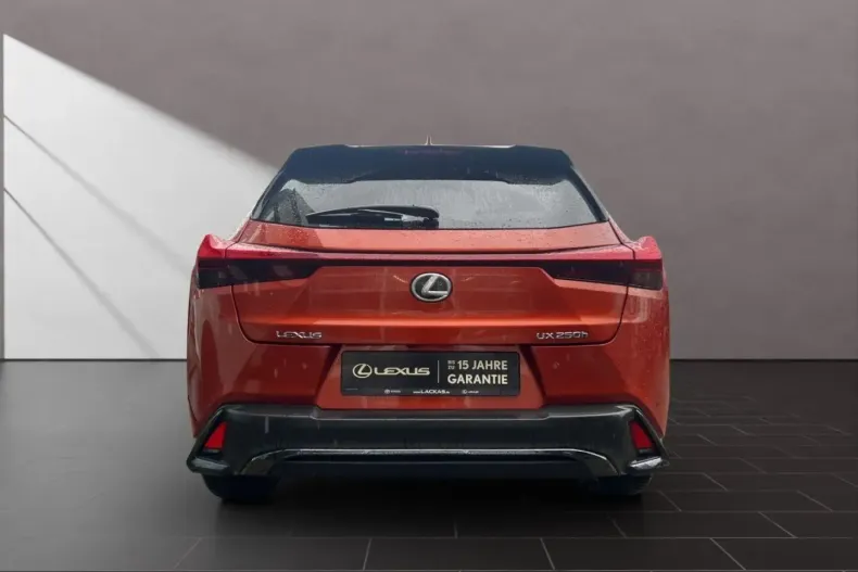Lexus UX din 2023 cu 20.577 km - oferta LEX251777 - foto 4