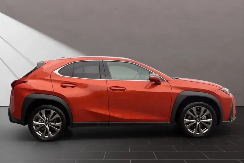 Lexus UX din 2023 cu 20.577 km - oferta LEX251777 - foto 6
