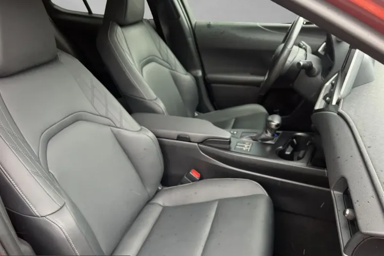 Lexus UX din 2023 cu 20.577 km - oferta LEX251777 - foto 18