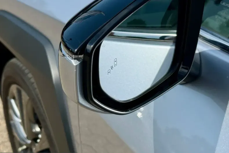 Lexus UX din 2024 cu 50.501 km - oferta LEX251778 - foto 9