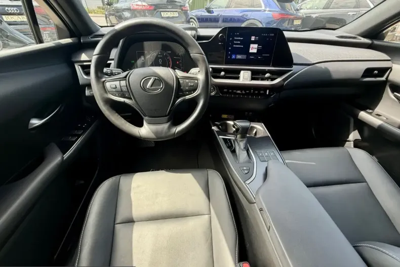 Lexus UX din 2024 cu 50.501 km - oferta LEX251778 - foto 13