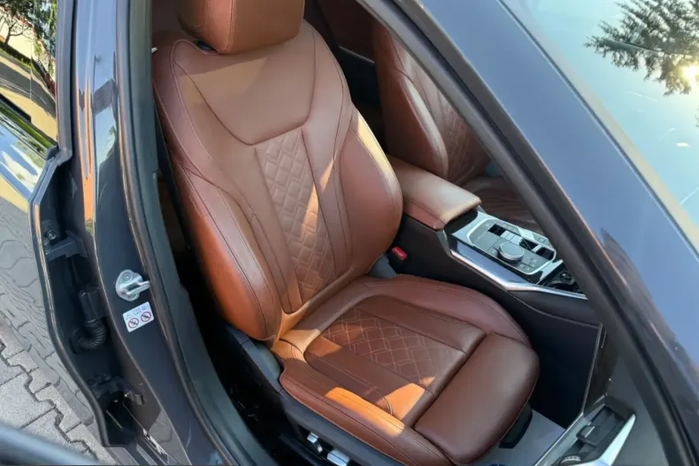 BMW 330 (Seria 3) din 2023 cu 87.000 km - oferta BMW251782 - foto 13