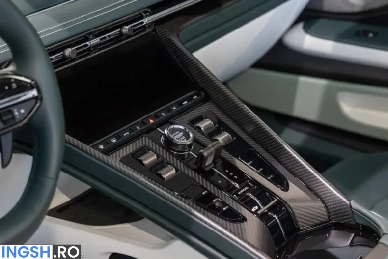 Aston Martin DB12 din 2025 cu 150 km - oferta AST251800 - foto 24