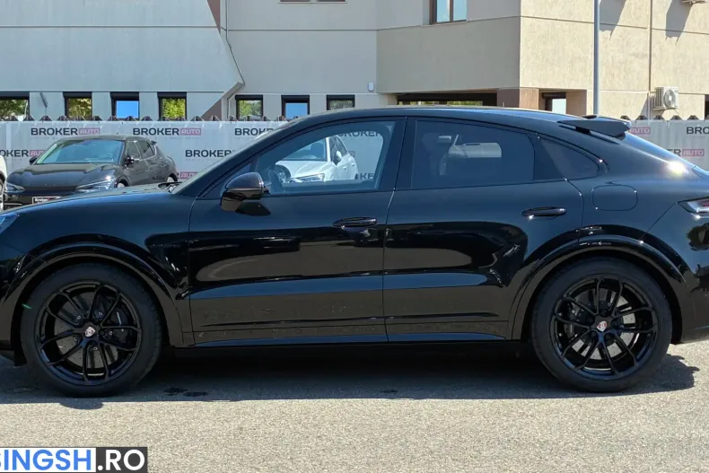 Porsche Cayenne din 2025 cu 24.212 km - oferta POR251803 - foto 8