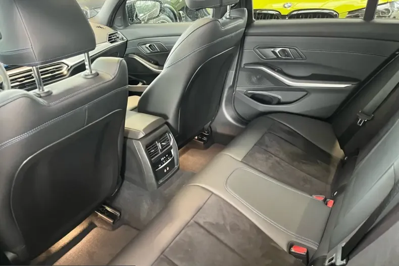 BMW 318 (Seria 3) din 2024 cu 26.698 km - oferta BMW251804 - foto 12