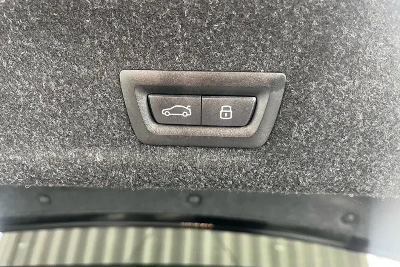 BMW 318 (Seria 3) din 2024 cu 26.698 km - oferta BMW251804 - foto 16