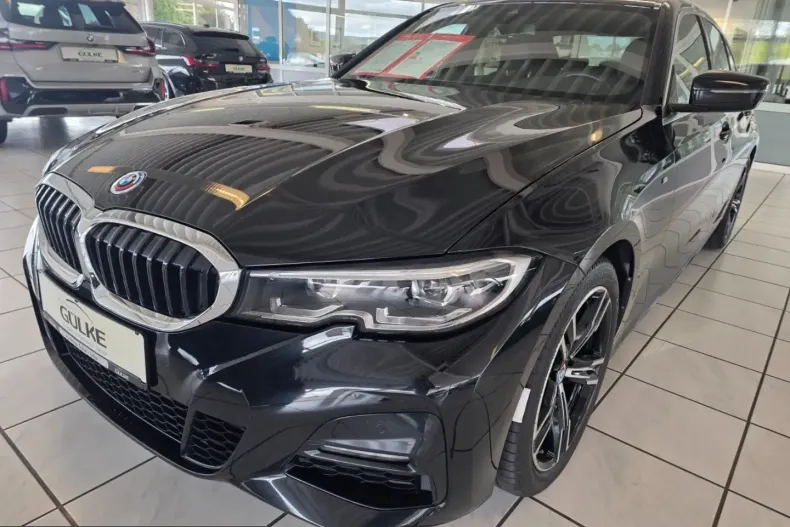 BMW 320 (Seria 3) din 2022 cu 68.800 km - oferta BMW251807 - foto 1