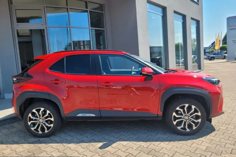 Toyota Yaris Cross din 2025 cu 16.430 km - oferta TOY251822 - foto 2