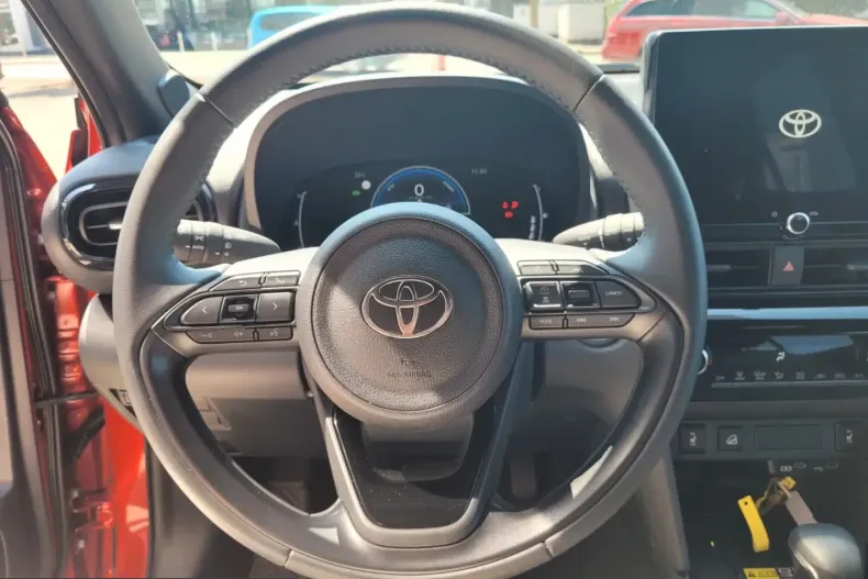 Toyota Yaris Cross din 2025 cu 16.430 km - oferta TOY251822 - foto 10