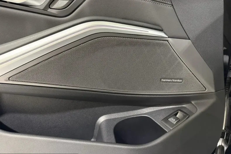 BMW M3 (Seria 3) din 2025 cu 17.176 km - oferta BMW251825 - foto 10