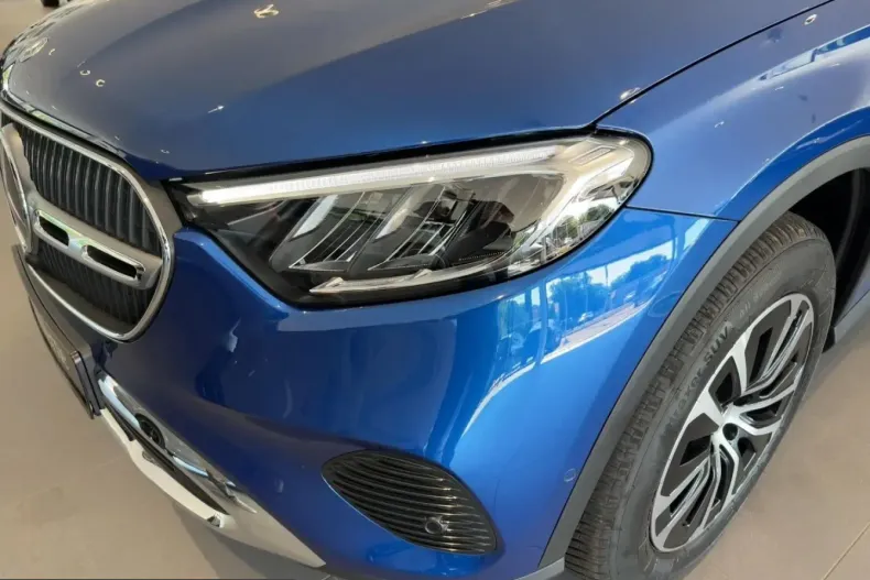 Mercedes-Benz GLC 200 (Clasa GLC) din 2024 cu 38.999 km - oferta MER251828 - foto 4