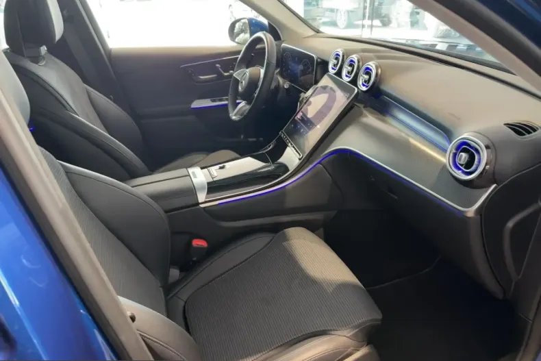Mercedes-Benz GLC 200 (Clasa GLC) din 2024 cu 38.999 km - oferta MER251828 - foto 6