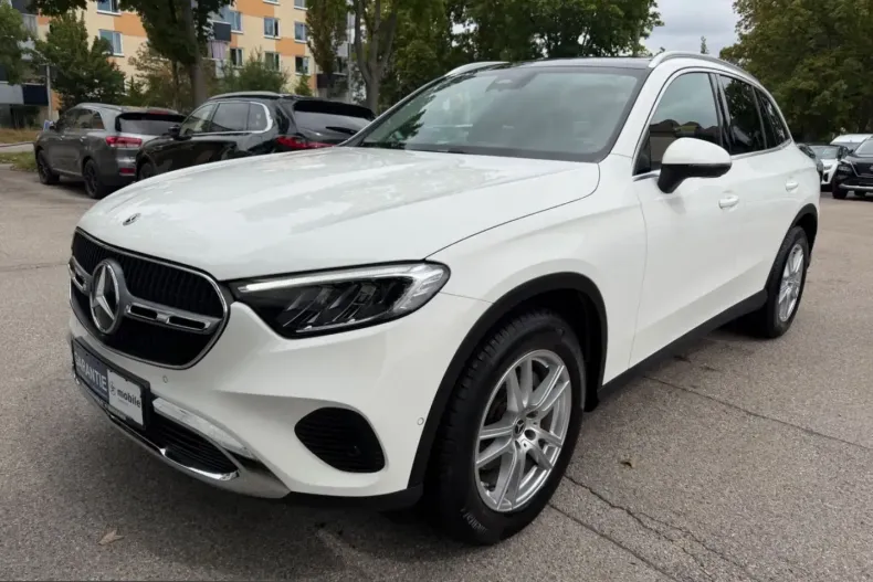 Mercedes-Benz GLC 200 (Clasa GLC) din 2024 cu 18.480 km - oferta MER251830 - foto 1