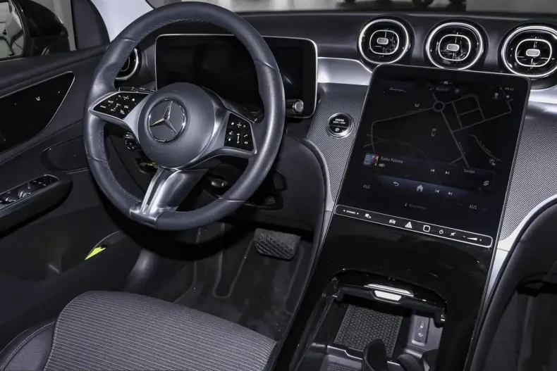 Mercedes-Benz GLC 220 (Clasa GLC) din 2024 cu 21.666 km - oferta MER251831 - foto 4
