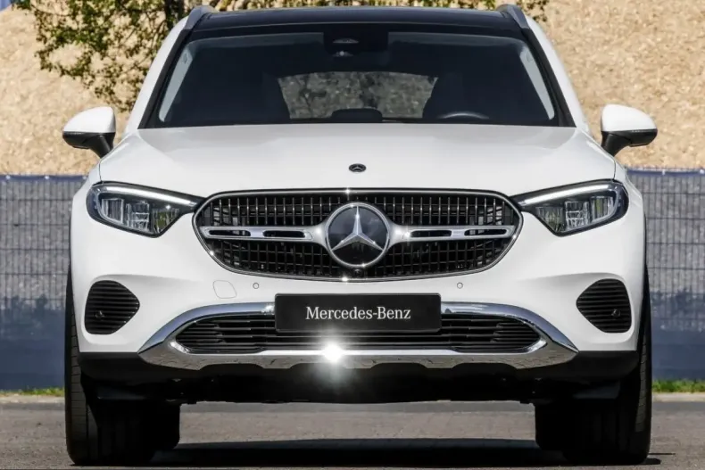 Mercedes-Benz GLC 300 (Clasa GLC) din 2025 cu 11.301 km - oferta MER251832 - foto 2