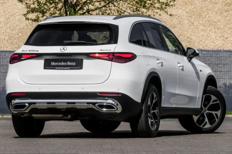 Mercedes-Benz GLC 300 (Clasa GLC) din 2025 cu 11.301 km - oferta MER251832 - foto 4