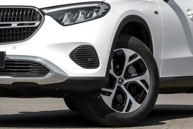 Mercedes-Benz GLC 300 (Clasa GLC) din 2025 cu 11.301 km - oferta MER251832 - foto 6