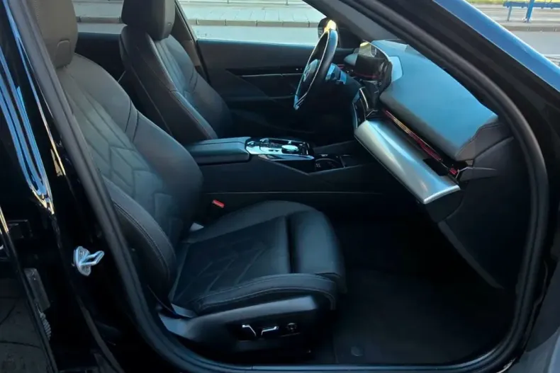 BMW 520 (Seria 5) din 2025 cu 55.000 km - oferta BMW251843 - foto 14