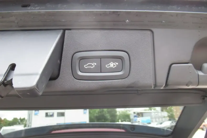 Volvo XC60 din 2023 cu 10.540 km - oferta VOL251846 - foto 5