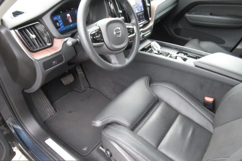 Volvo XC60 din 2023 cu 10.540 km - oferta VOL251846 - foto 14